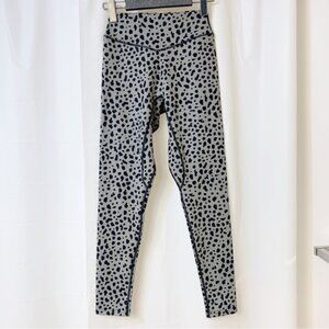 Balance Athletica Vitality The Ascend Pant Legging Snow Leopard Midnight Small